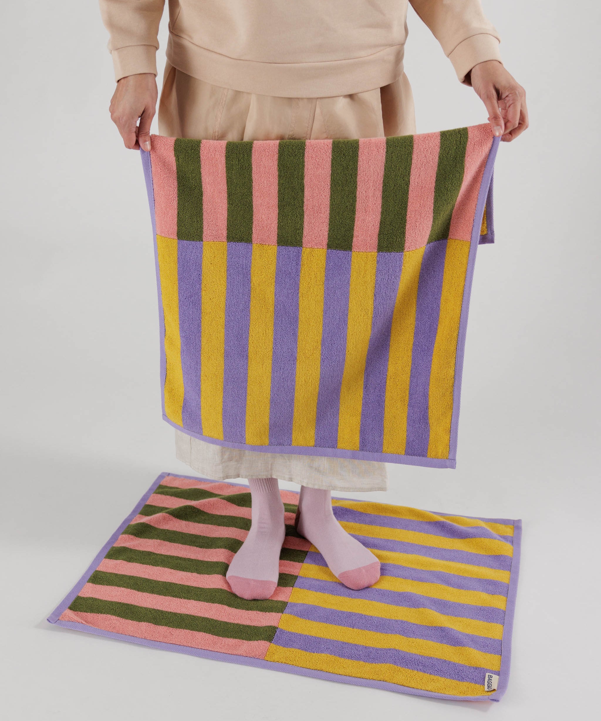 Hand_Towel_Set_of_2_Terry_Sunset_Quilt_Stripe_Set_02.jpg