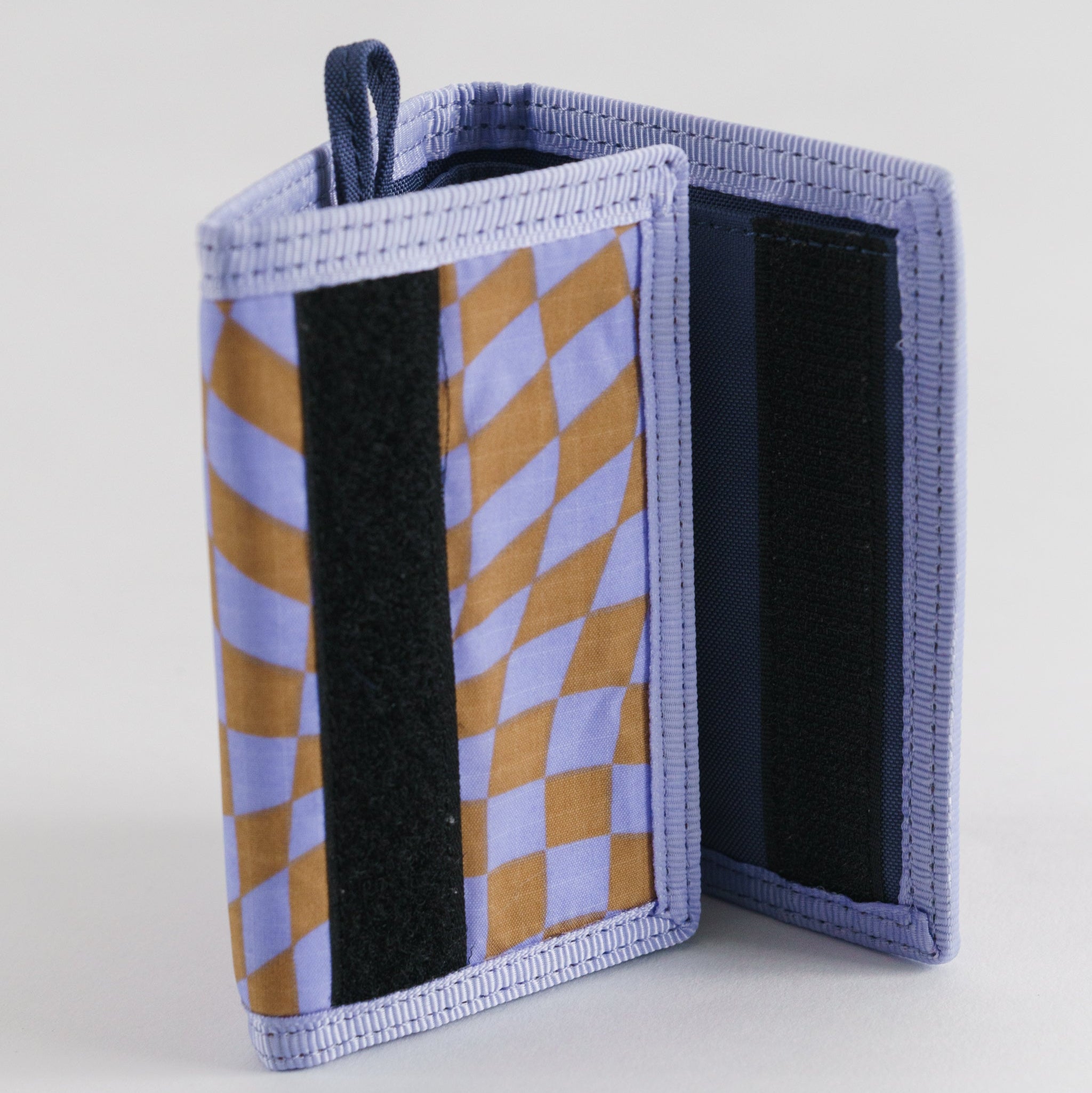 Nylon_Wallet_Heavyweight_Lavender_Trippy_Checker_03.jpg