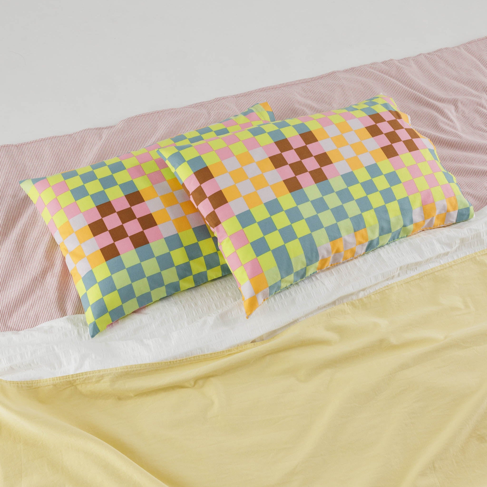 Pillow_Case_Set_5oz_Cotton_Big_Check_Multi_02.jpg