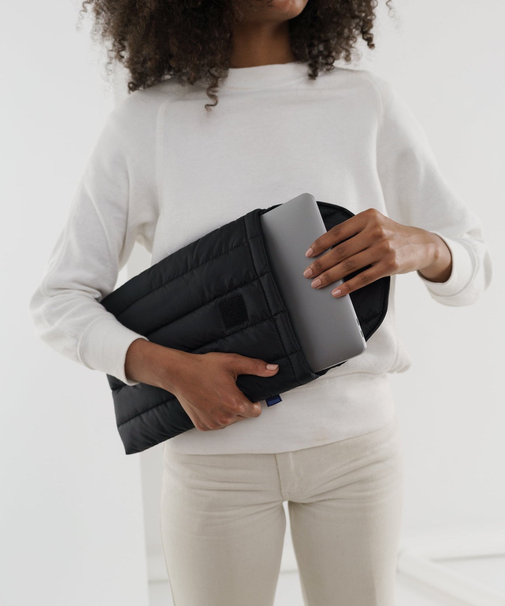 กระเป๋าผ้า Baggu สำหรับใส่ Laptop