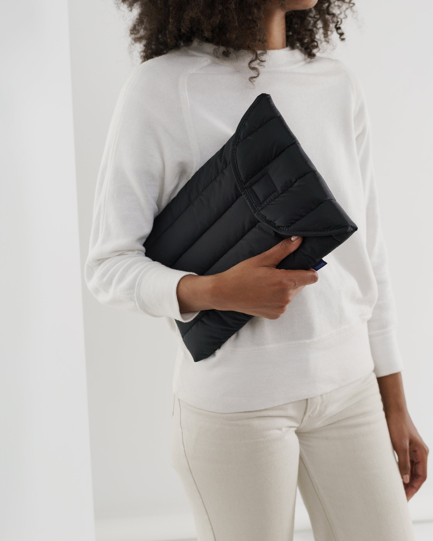 กระเป๋าผ้า Baggu สำหรับใส่ Laptop